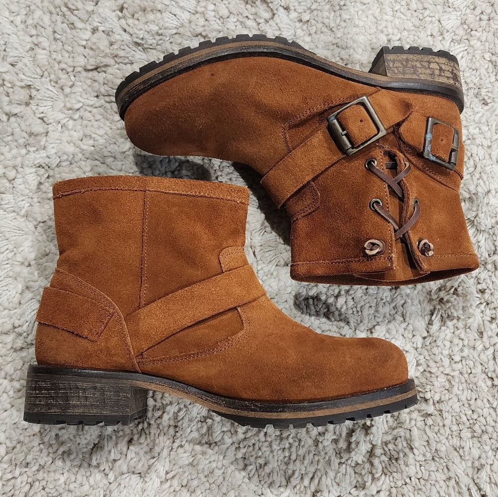 Jeffrey Campbell Brown Suede Buckle Boot w/1 inch Heel and Leather Side Lace. 39 - Picture 7 of 14